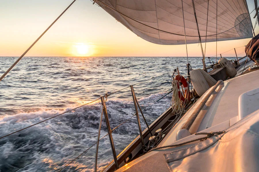 Boating Essentials Checklist: What to Bring for a Day on the Water