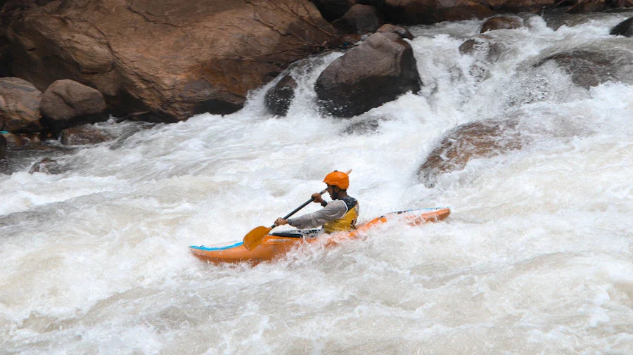 How to Keep Your Phone Dry While Kayaking